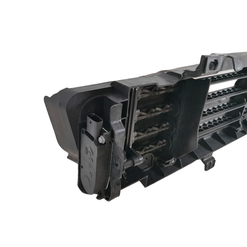 2018-2024 31455423 ราเดียเตอร์ด้านหน้ารองรับ Air Deflector Cover สําหรับ XC40