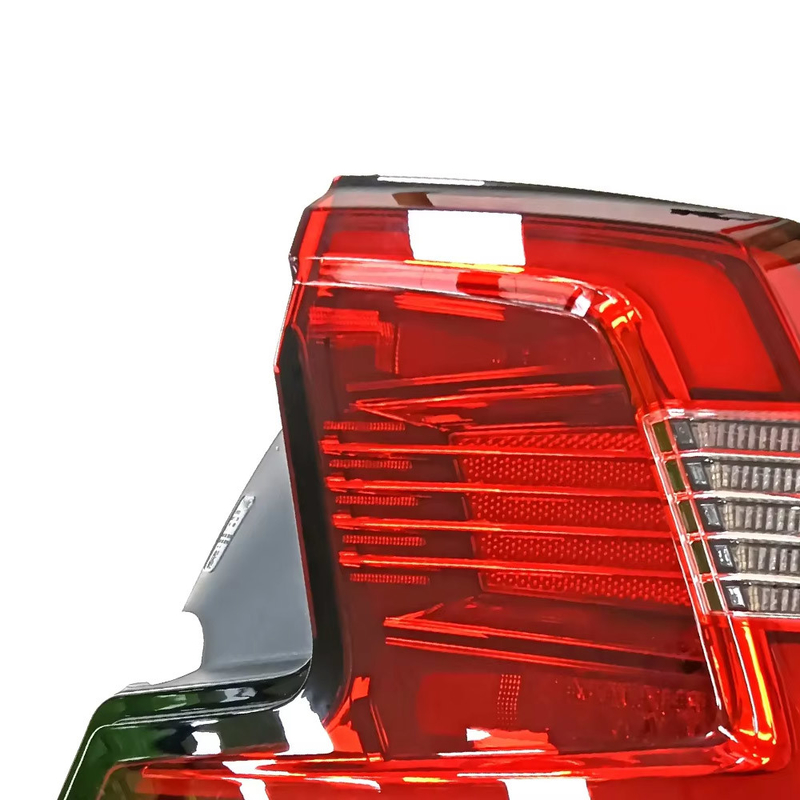 เครื่องประดับไฟฟ้ารถยนต์ OE 31108926 แสงไฟท้ายขวารถยนต์ สําหรับ Volvo S90 2017-2019 อะไหล่
