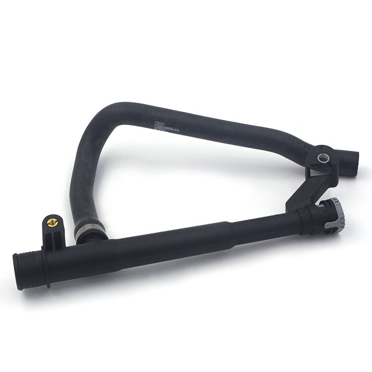 Womala Engine Output Hose Oil Cooler ท่อน้ํา OE 30774514 สําหรับ Auto Parts Auto Parts